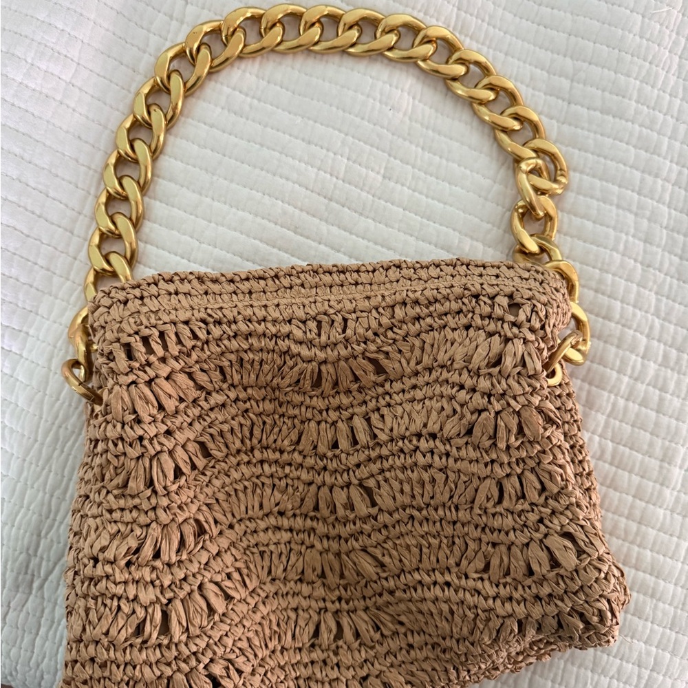 Zara Tan Woven Straw Shoulder Bag with Gold Chain - Picture 3 of 3